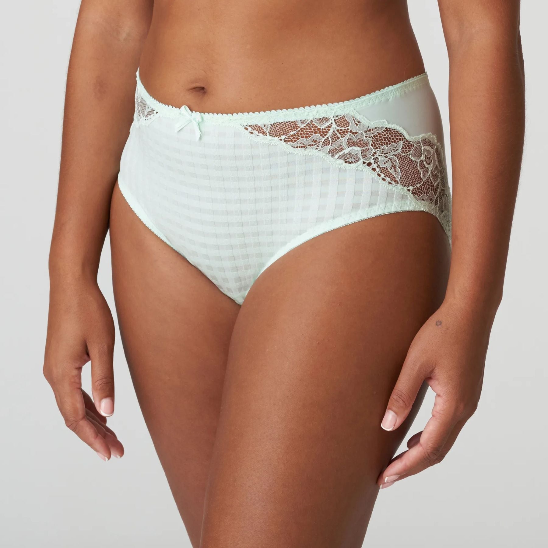 PrimaDonna Madison Full Brief