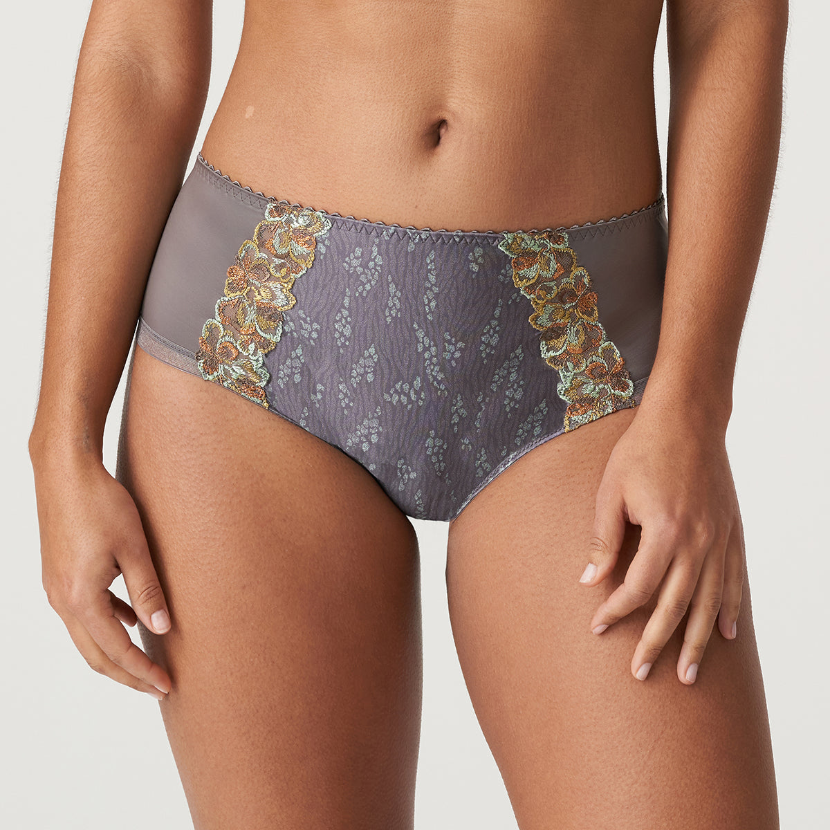 PrimaDonna Sevas Full Brief