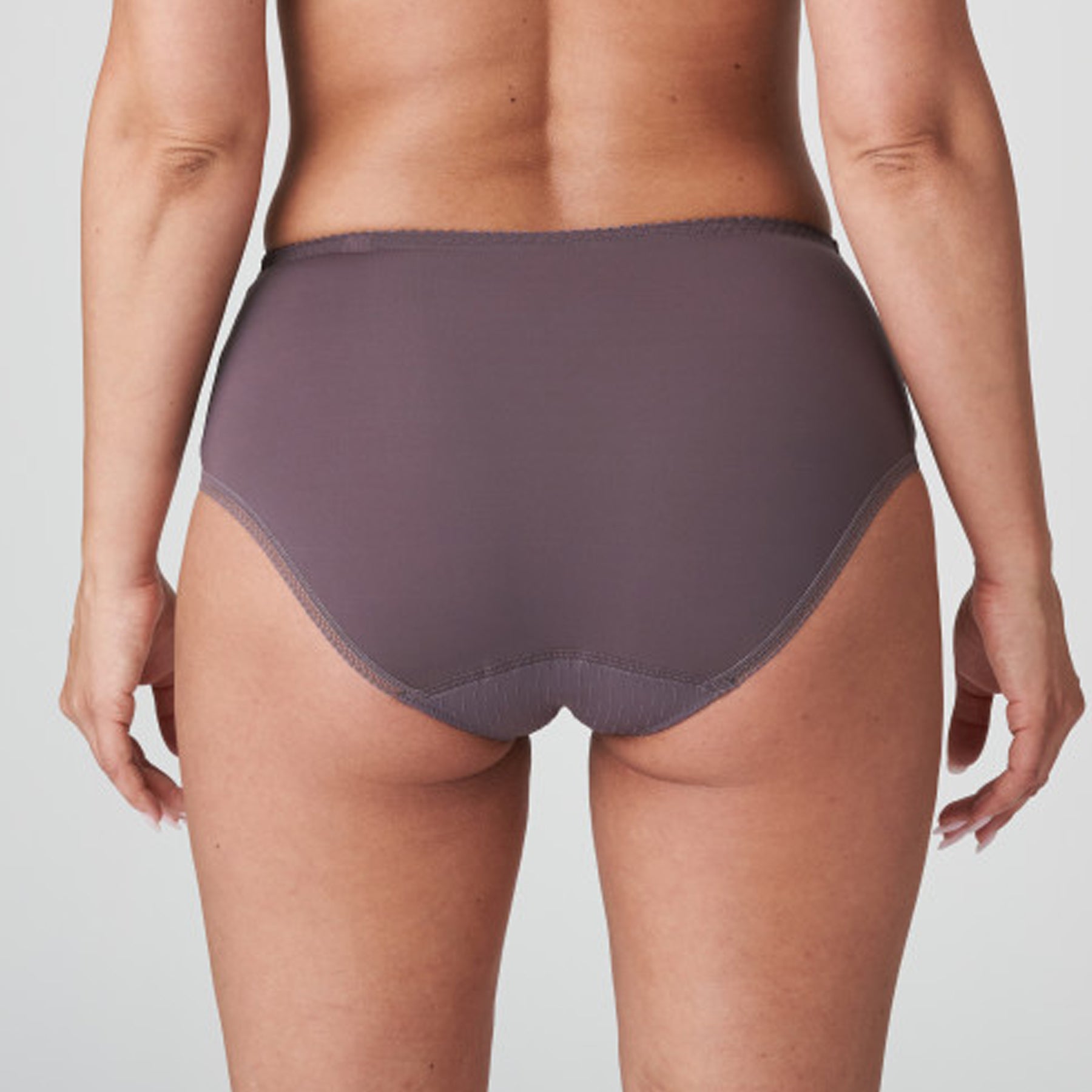 PrimaDonna Orlando Full Brief