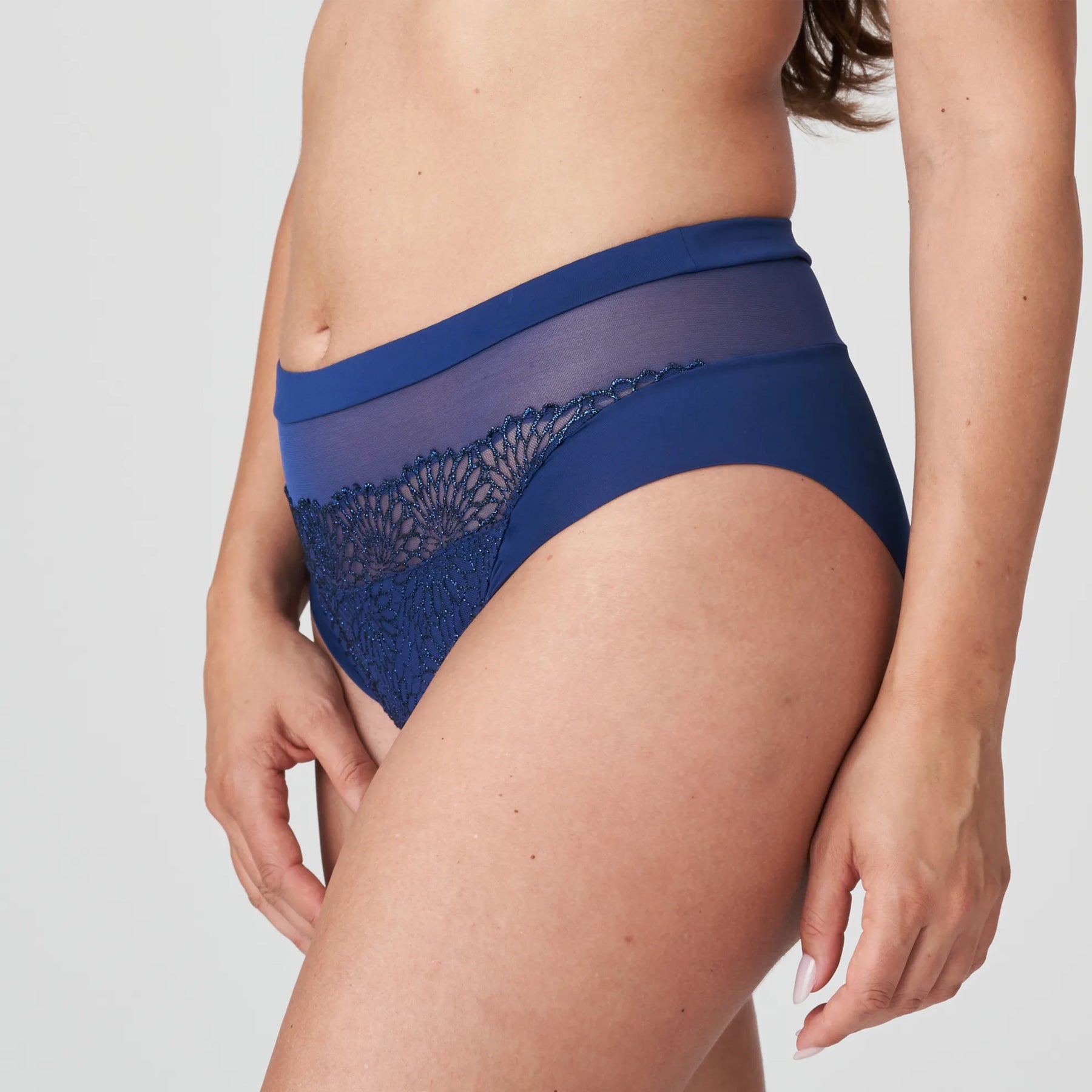 PrimaDonna Sophora Full Brief