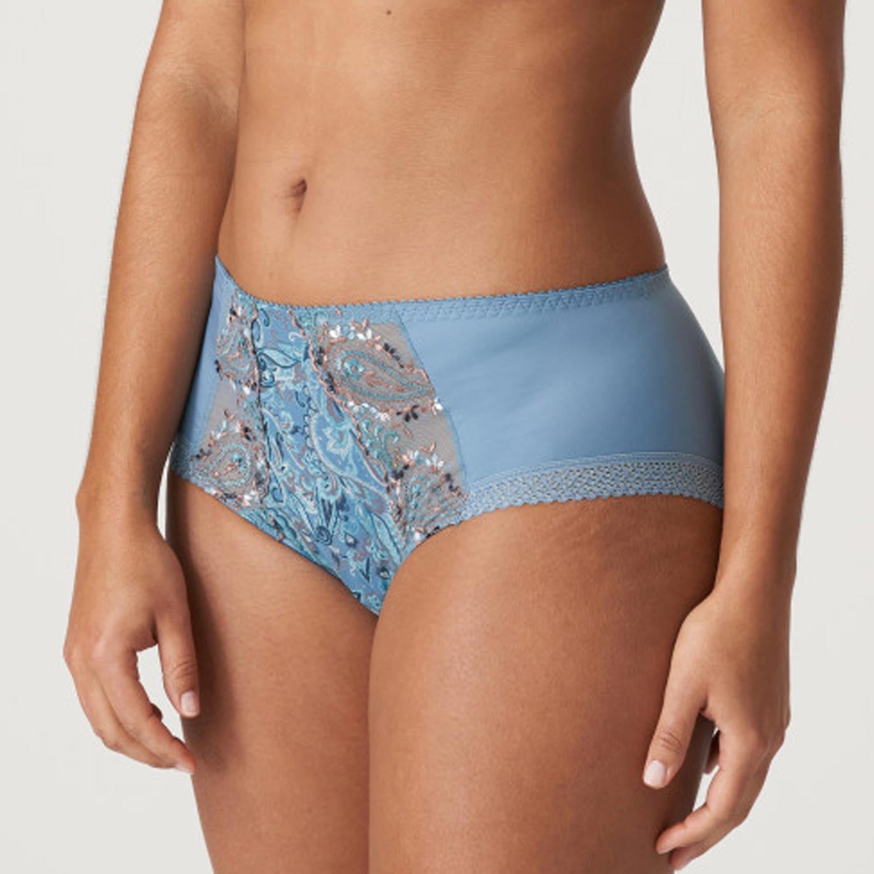 PrimaDonna Alalia Full Brief