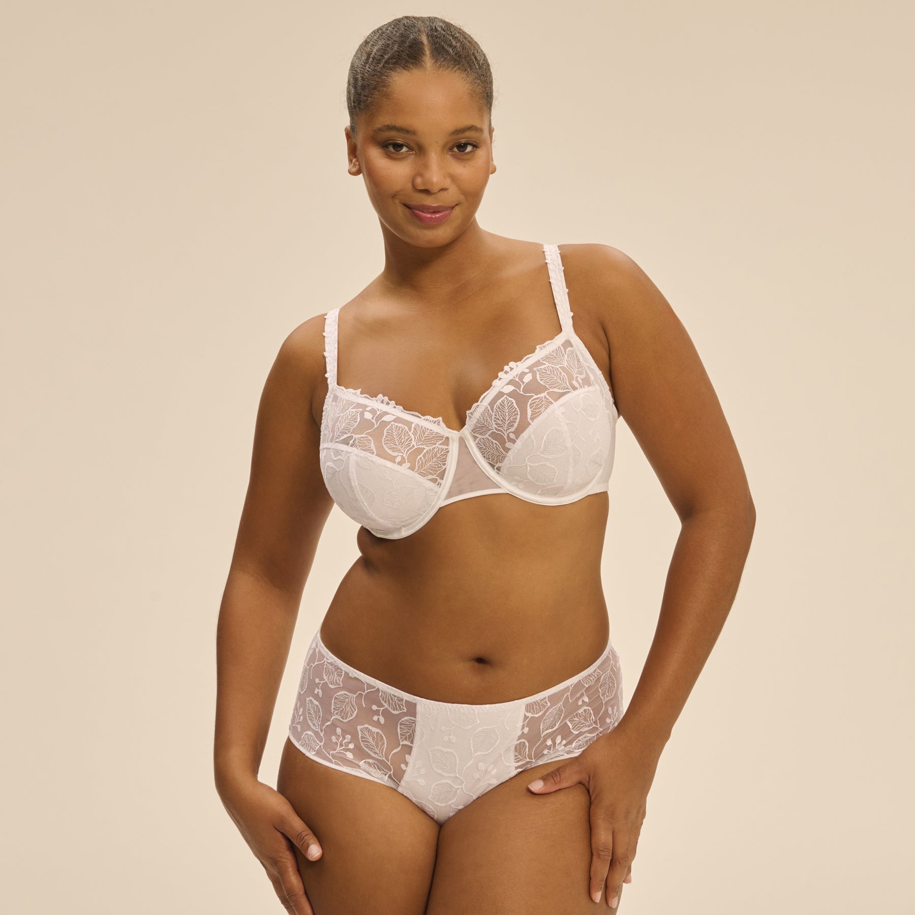 Simone Pérèle Lumineuse Full Brief
