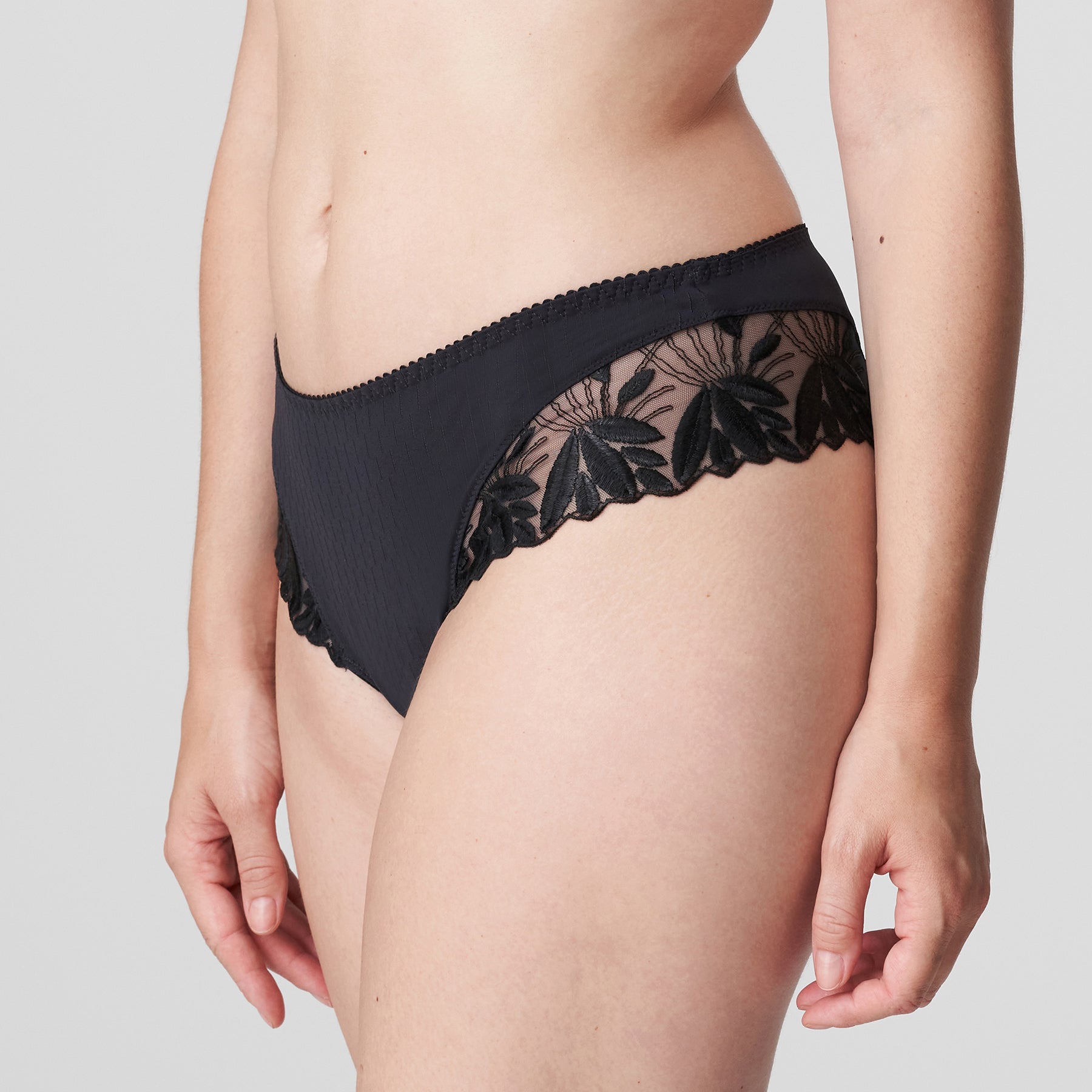 PrimaDonna orlando luxury thong in charcoal dark grey. Side view on model.